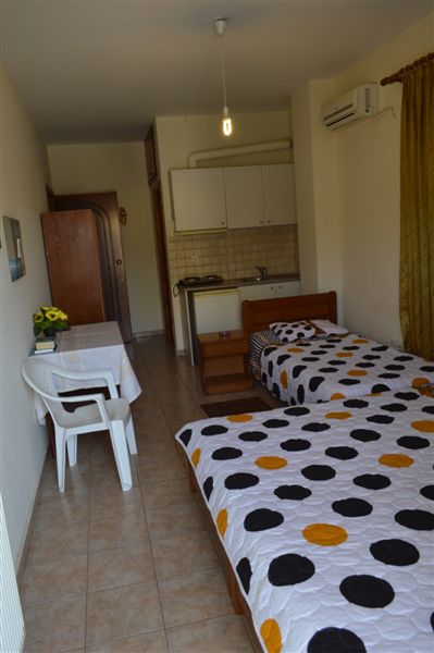 Grcka apartmani letovanje, Nea Mudania Halkidiki, Vila Irini, kuhinja u vili